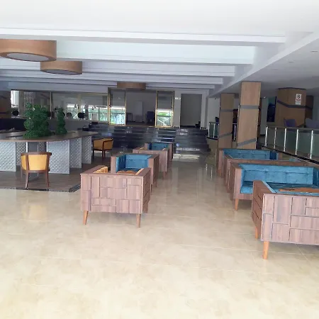 Hotel Club Delfin 4*